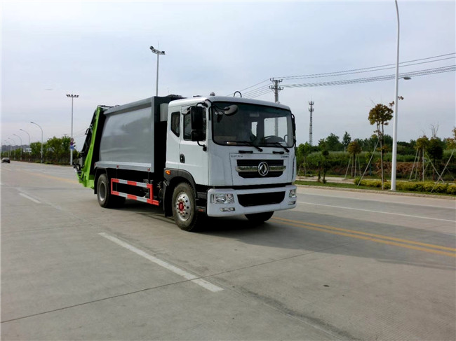 14方壓縮式垃圾車-東風(fēng)D9